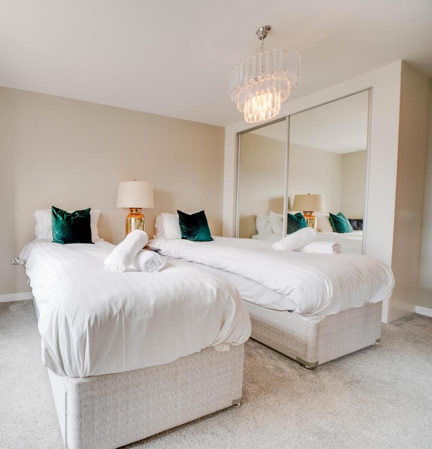 Tallest Building In The City Centre Sleeps 5 Incredible City Mountain And Lagan Views 벨파스트 외부 사진